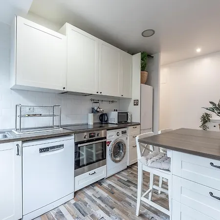 Gran Bilbao Vi By Aston Apartman