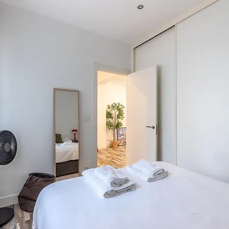 Gran Bilbao Vi By Aston شقة باراكالدو