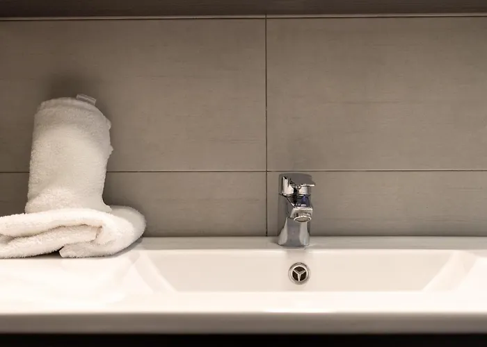 Gran Bilbao Vi By Aston *